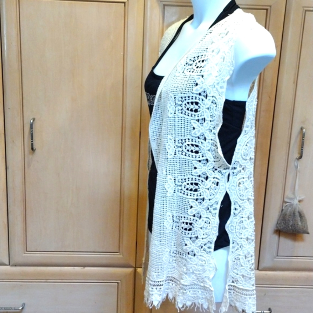 Anthropologie x Evelyn K. Crochet Split Vest Kimono Cover Up - Picture 5 of 11